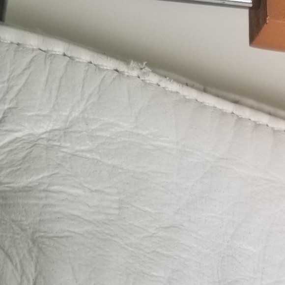 Gestuz White Mini Moto Leather Skirt with Rose Gold Hardware Size 36 or US 4 - Picture 9 of 11